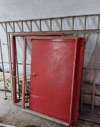 Reja hierro ventana152×112 cm y ventana de hierro.