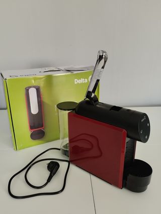 Cafetera de cápsulas Delta