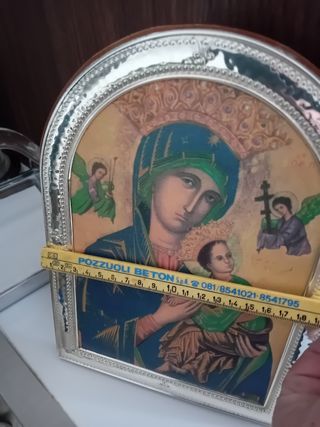 Cornice con immagine sacra in argento