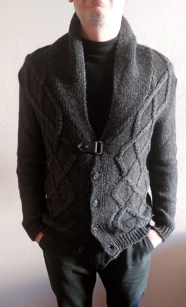 Maglione uomo Sisley grigio scuro. Tg.M