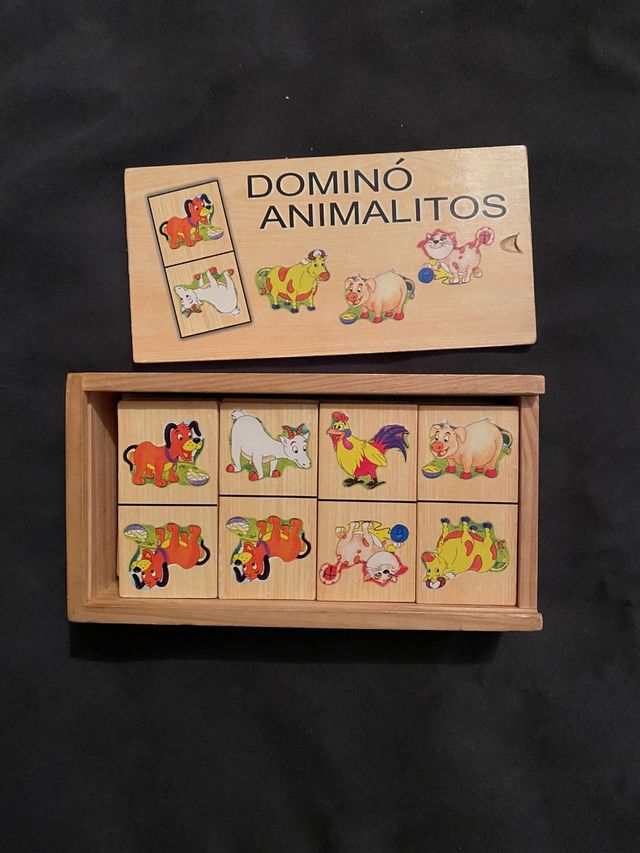 Dominó de madera de animales