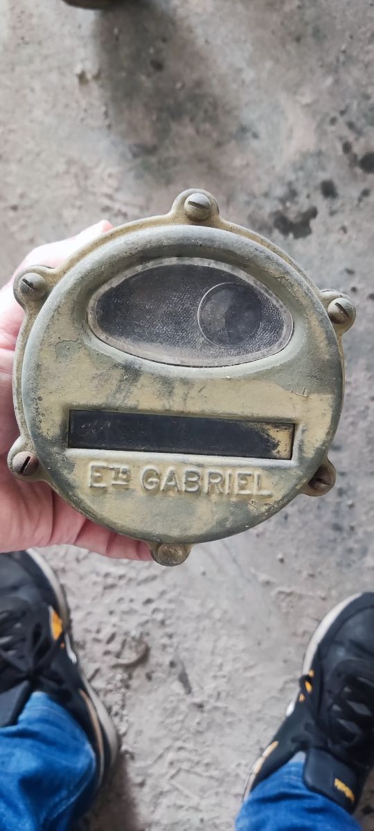 Luz de guerra jeep willys