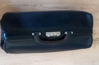 MALETIN MEDICO ANTIGUO