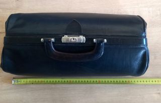 MALETIN MEDICO ANTIGUO