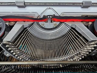 Olivetti STUDIO 45 - Máquina de escribir
