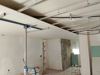 Yesero y Pladur escayolas molduras pintura