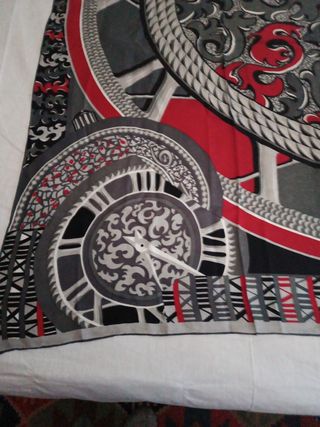 Pañuelo Pierre Balmain