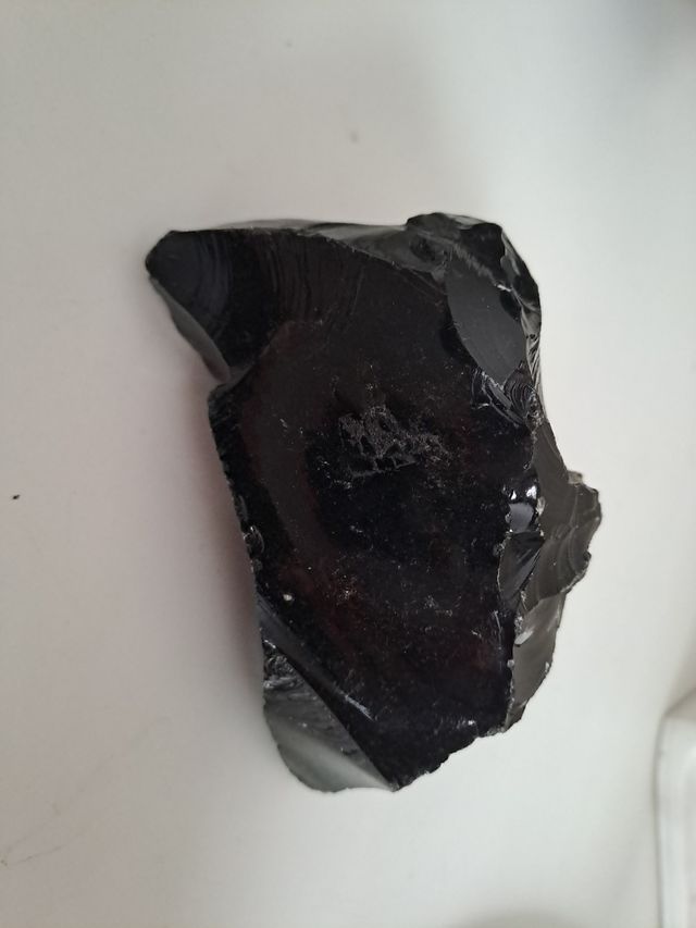 Mineral obsidiana
