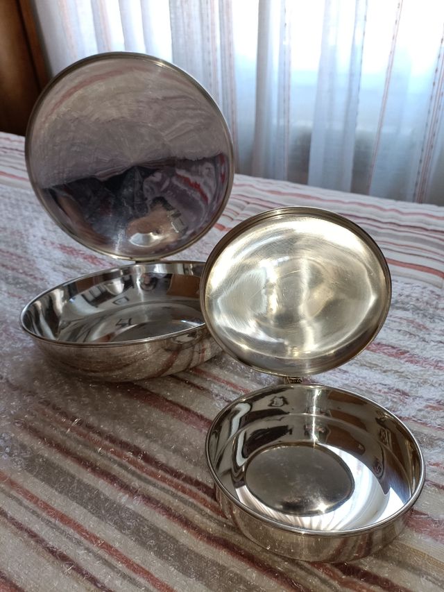 Calienta platos o antiguos recogemigas