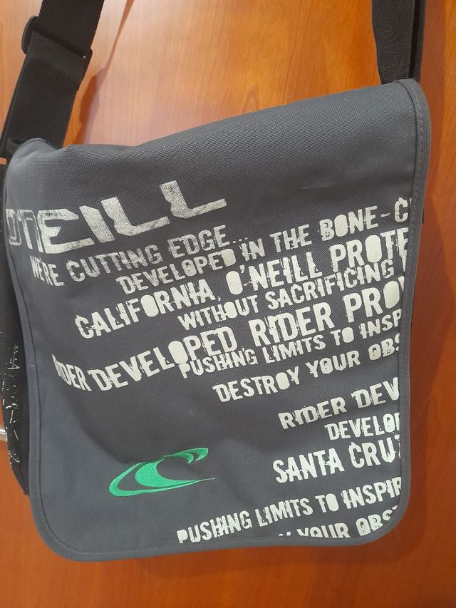 Mochila bandolera O'neill