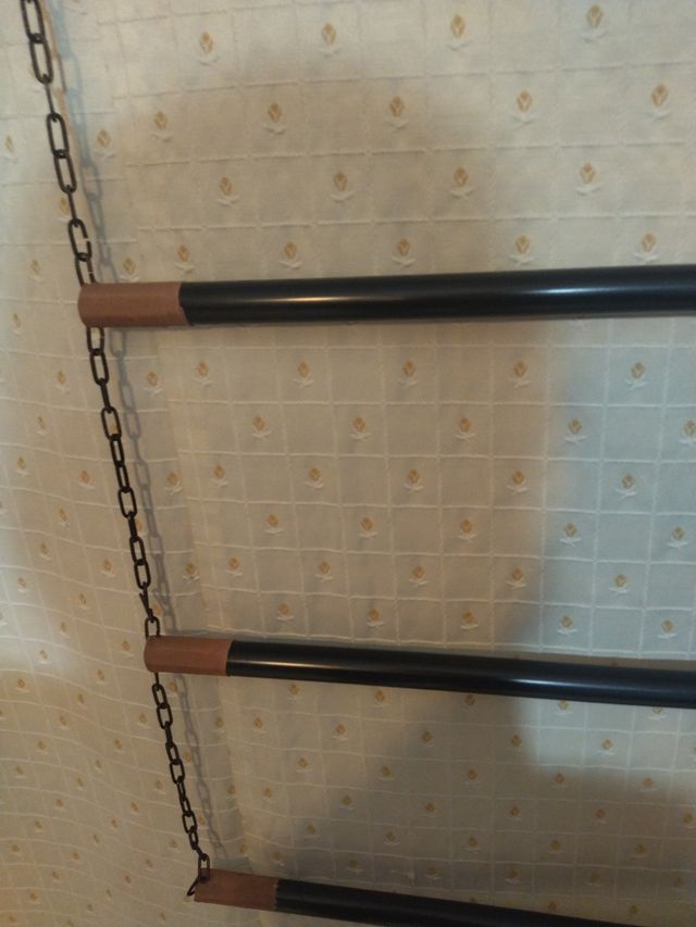 Espositore per indumenti