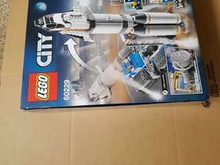 Lego City 60229 Rocket Assembly and Transport