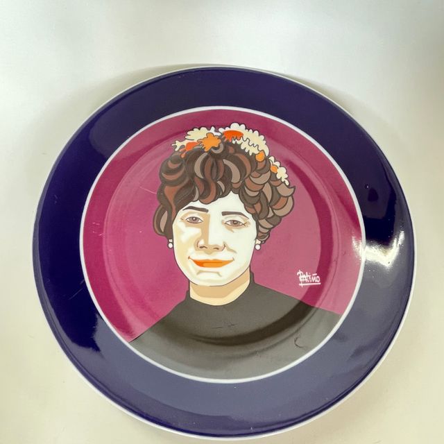 sargadelos castro . plato de Rosalia de Castro