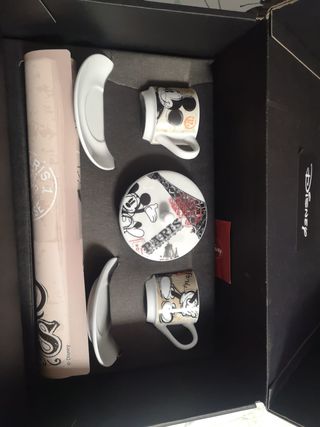 Juego de tazas de café Disney NUEVO