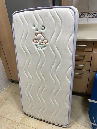 Colchon cuna 120x60 cm a estrenar en Burgos