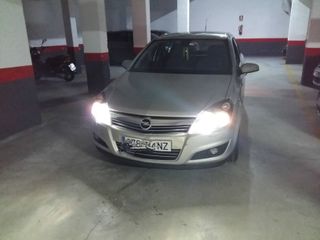 Opel Astra 2009