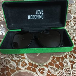 Occhiali da sole Love Moschino 