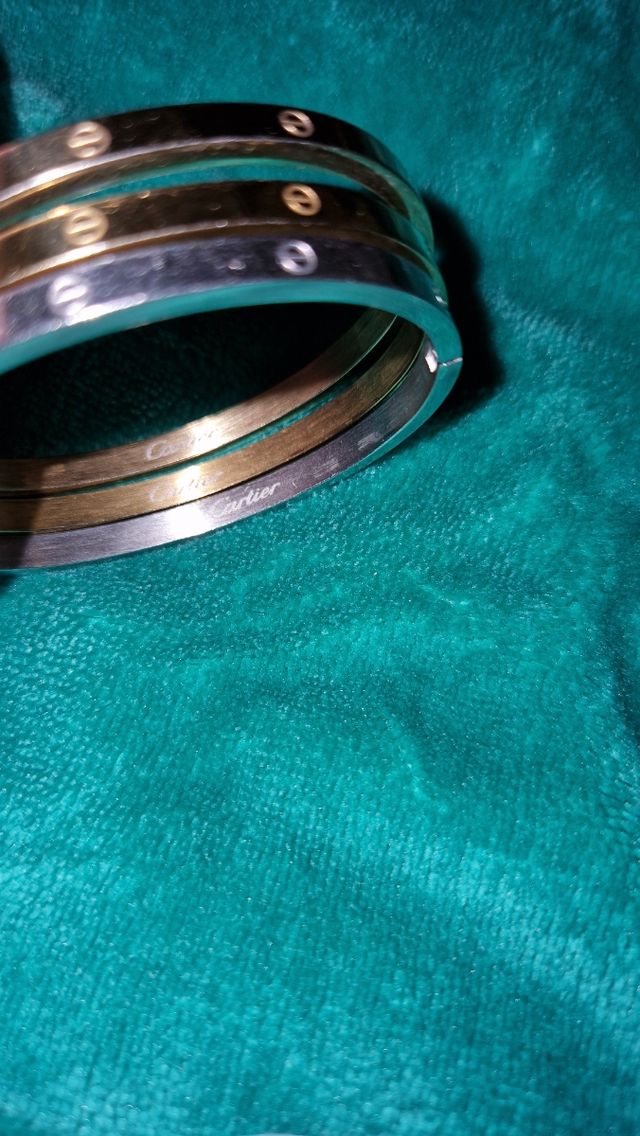 Pulseras multicolores