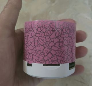 ALTAVOZ CON BLUETOOTH. NUEVO