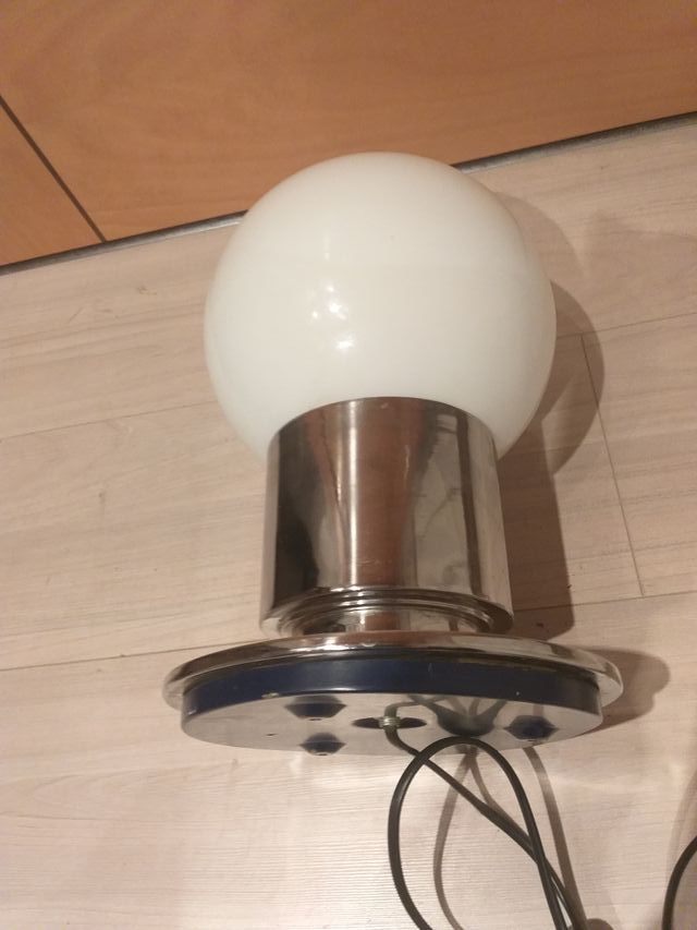 lampara de sobremesa space