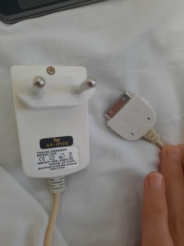 IPod 8gb in ottimo stato con cavi