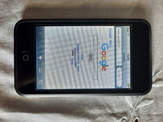 IPod 8gb in ottimo stato con cavi