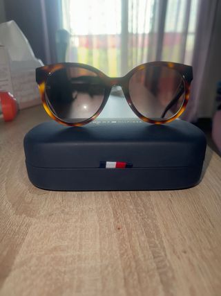 gafas de sol Tommy Hilfiger