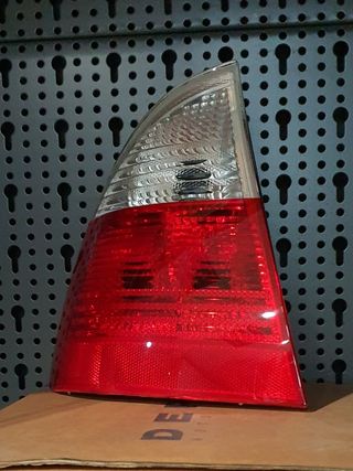 Bmw E46 99-04 4 Puertas Piloto TrasI