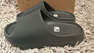 Adidas Yeezy Slide Slate Grey