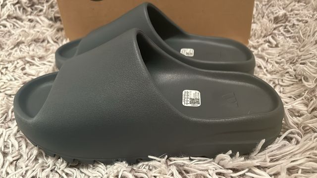 Adidas Yeezy Slide Slate Grey