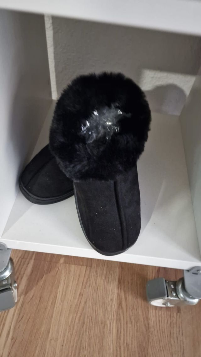 Zapatillas casa en diferentes tallas 40 hasta