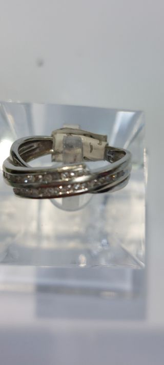 Anillo pedida con diamantes