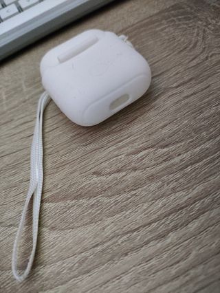 Funda silicona blanca para airpods