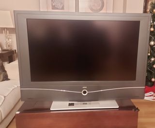 Television Loewe 37 pulgadas modelo Xelo