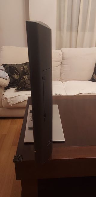 Television Loewe 37 pulgadas modelo Xelo