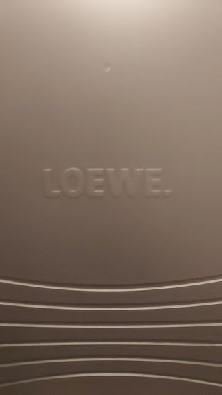 Television Loewe 37 pulgadas modelo Xelo