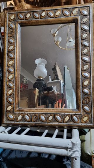 Espejo antiguo en hueso