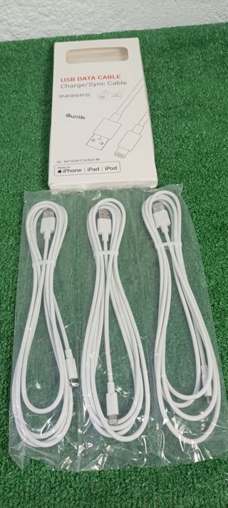 Lote cinco artículos electrónicos para el hogar.