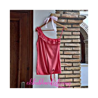 Top asimétrico encaje volante🧡 Lace ruffle top🧡