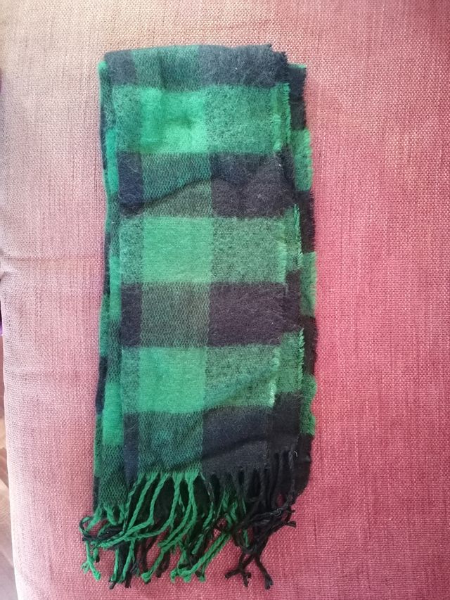 Sciarpa lana nuova quadrettata