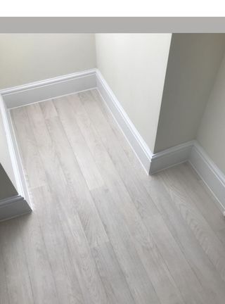 Instalacion de Suelos, cocinas y puertas