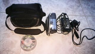 cámara digital SONY DCR - DVD205E