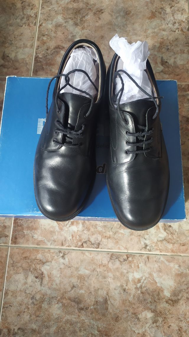 Zapatos caballero vestir para pies delicados