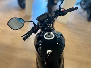 SUZUKI SV650 - 0KM - 2024