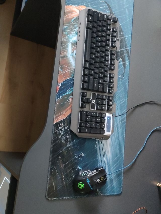 Alfombrilla teclado y ratón Goku