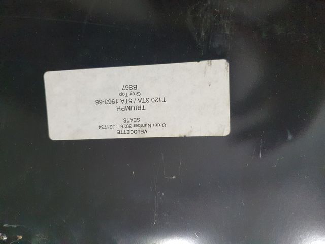 Asiento Triumph clasico