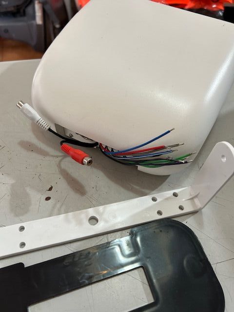 CAJA ESTANCA PARA RADIO