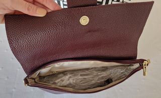 Cartera de mano de cuero sin estrenar