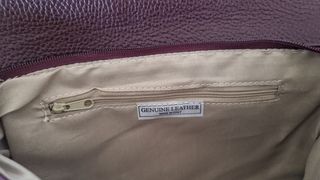 Cartera de mano de cuero sin estrenar