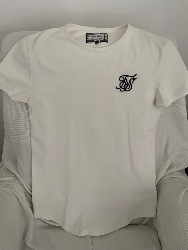 Camisetas Calvin Klein y Siksilk